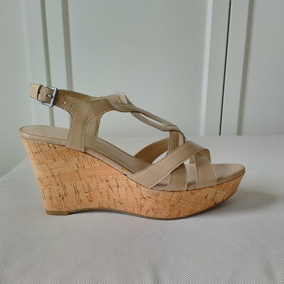 Beige Cork Platform Sandals  NWOT - Picture 4 of 7